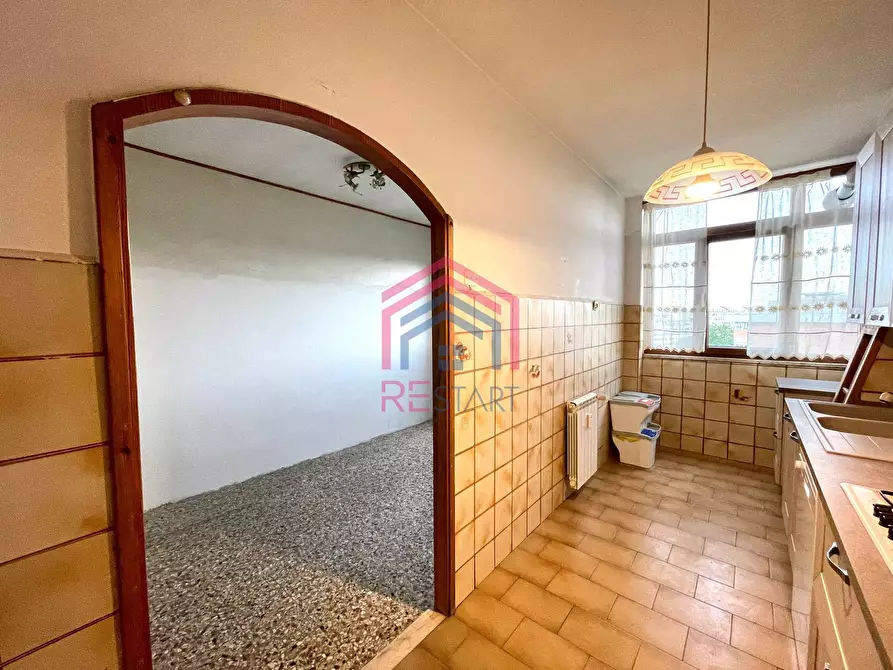 Immagine 10 di Appartamento in vendita  in Via Raffaele Aversa 238 a Roma