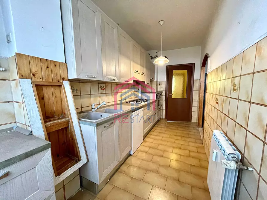 Immagine 8 di Appartamento in vendita  in Via Raffaele Aversa 238 a Roma