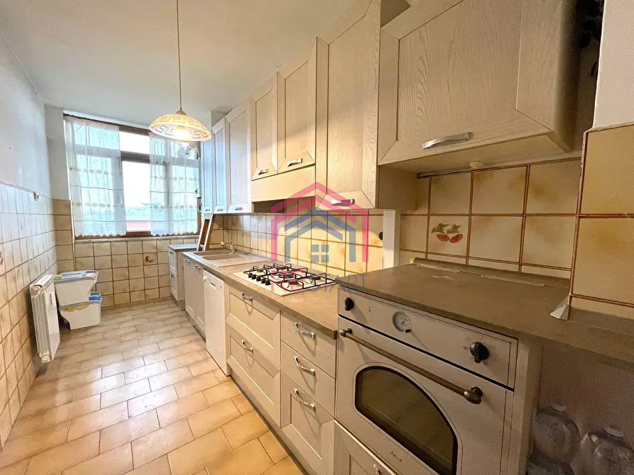 Immagine 9 di Appartamento in vendita  in Via Raffaele Aversa 238 a Roma