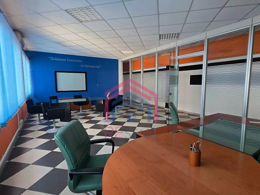 Immagine 22 di Ufficio in affitto  in Via De La Comunella 188-200 a Roma