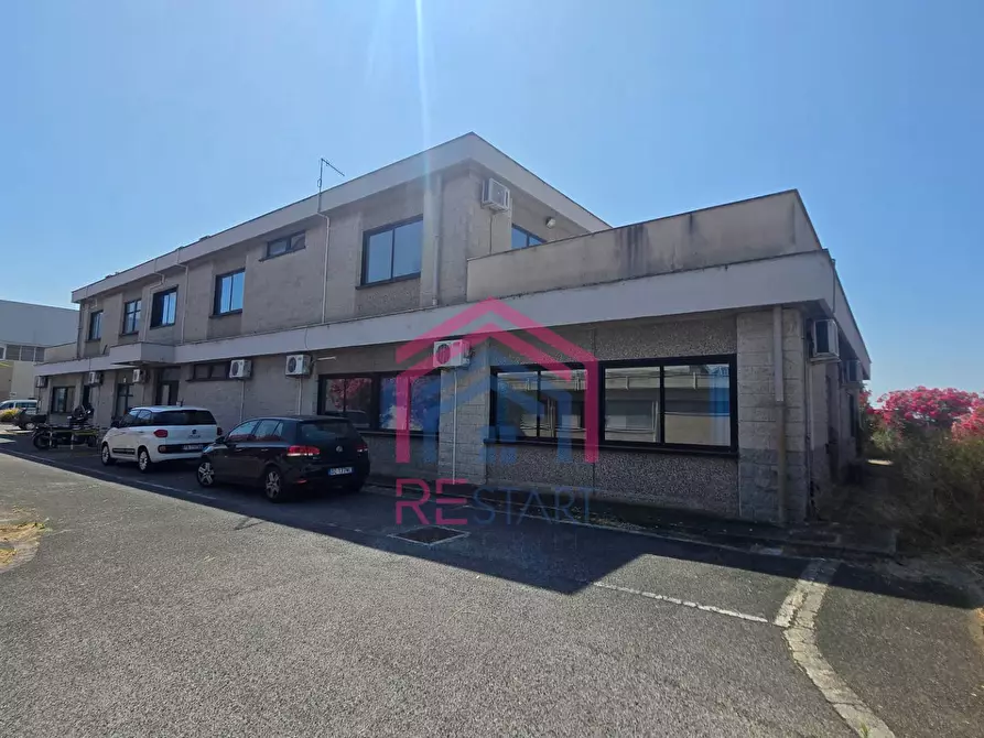 Immagine 1 di Ufficio in affitto  in Via De La Comunella 188-200 a Roma