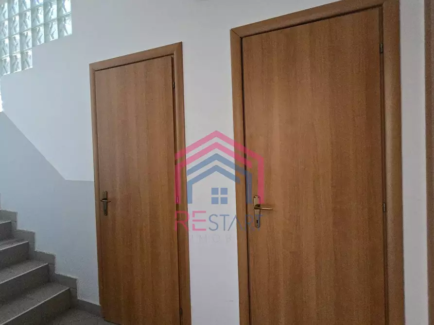 Immagine 4 di Ufficio in affitto  in Via De La Comunella 188-200 a Roma