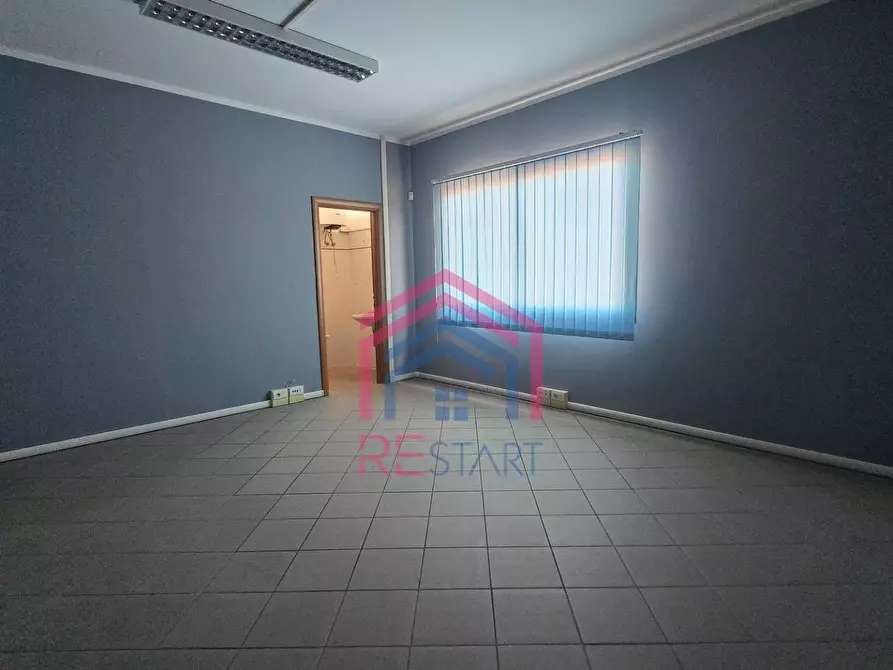 Immagine 17 di Ufficio in affitto  in Via De La Comunella 188-200 a Roma