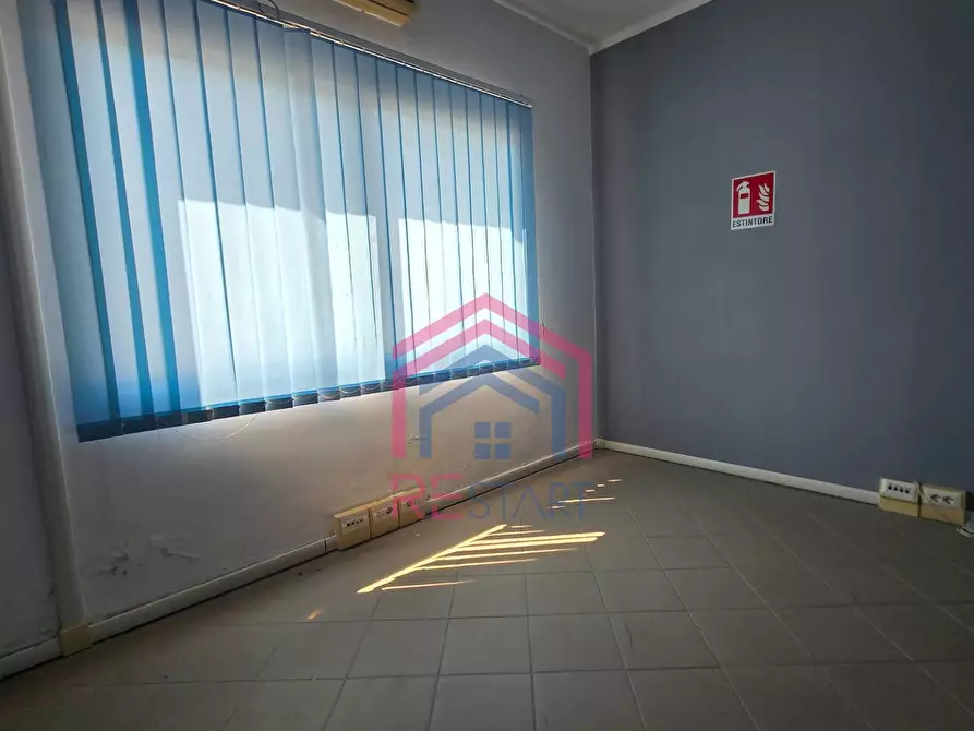 Immagine 21 di Ufficio in affitto  in Via De La Comunella 188-200 a Roma