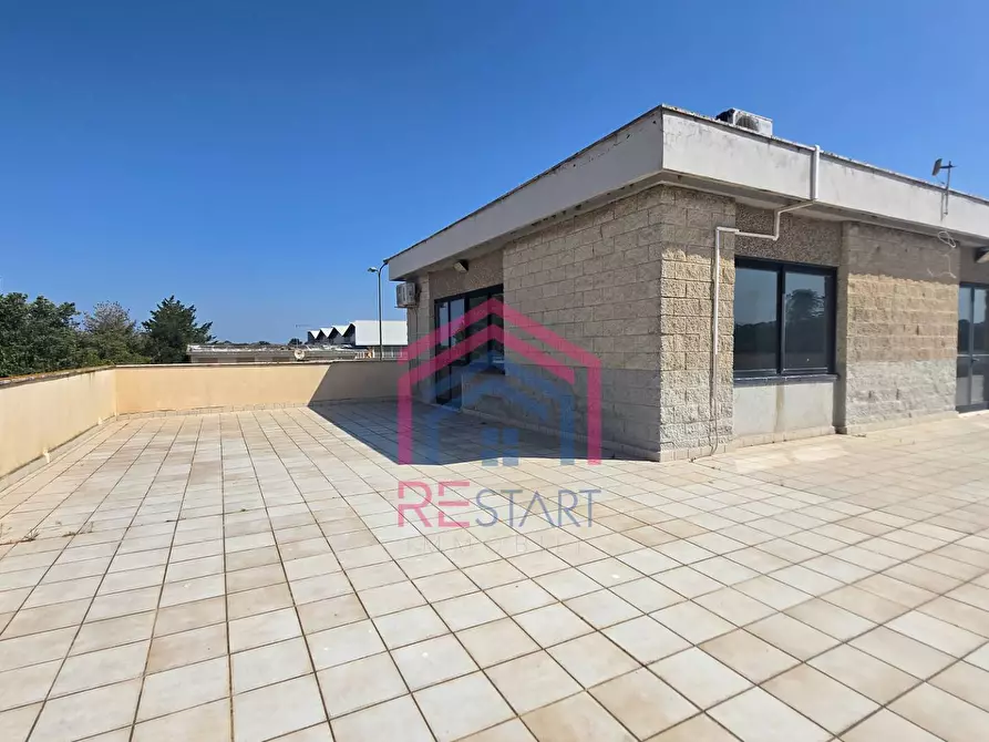 Immagine 31 di Ufficio in affitto  in Via De La Comunella 188-200 a Roma