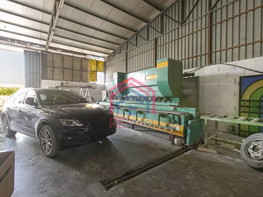 Immagine 23 di Laboratorio in vendita  in Via Nicola Ricciotti snc a Aprilia