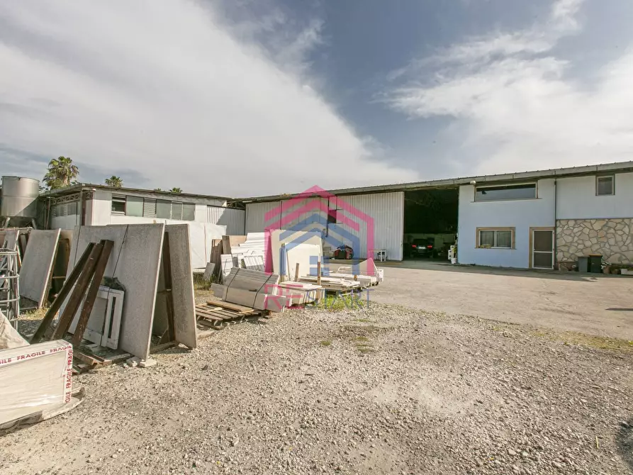 Immagine 4 di Laboratorio in vendita  in Via Nicola Ricciotti snc a Aprilia