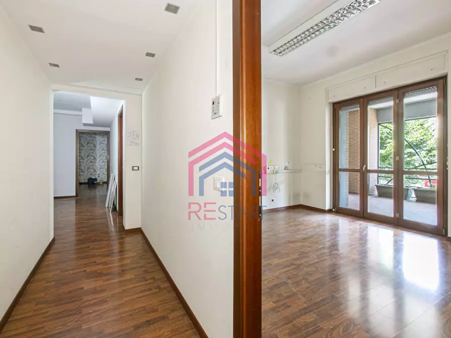 Immagine 13 di Ufficio in affitto  in Via Roma 149 a Pomezia