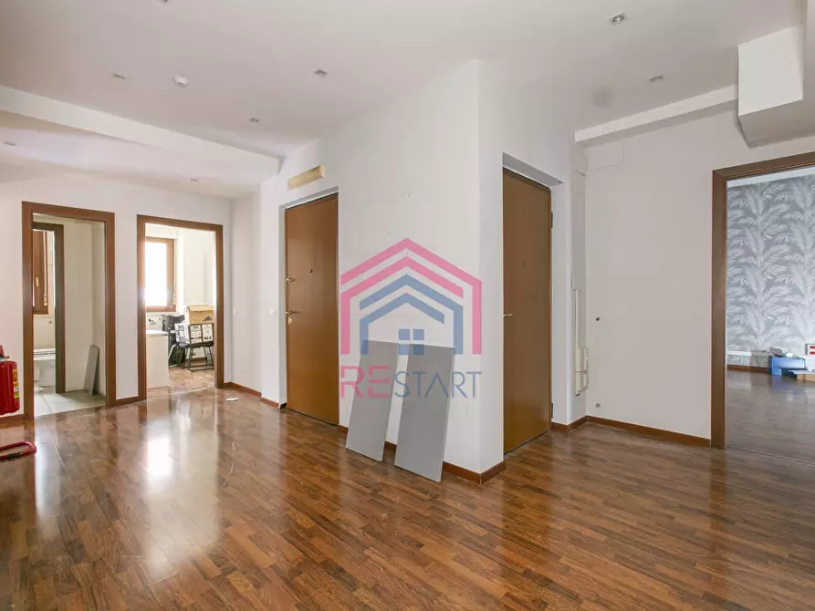 Immagine 14 di Ufficio in affitto  in Via Roma 149 a Pomezia