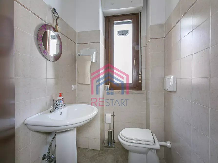 Immagine 21 di Ufficio in affitto  in Via Roma 149 a Pomezia