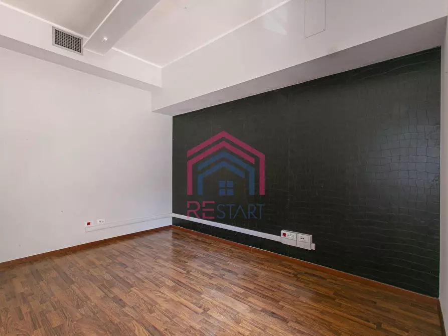 Immagine 25 di Ufficio in affitto  in Via Roma 149 a Pomezia