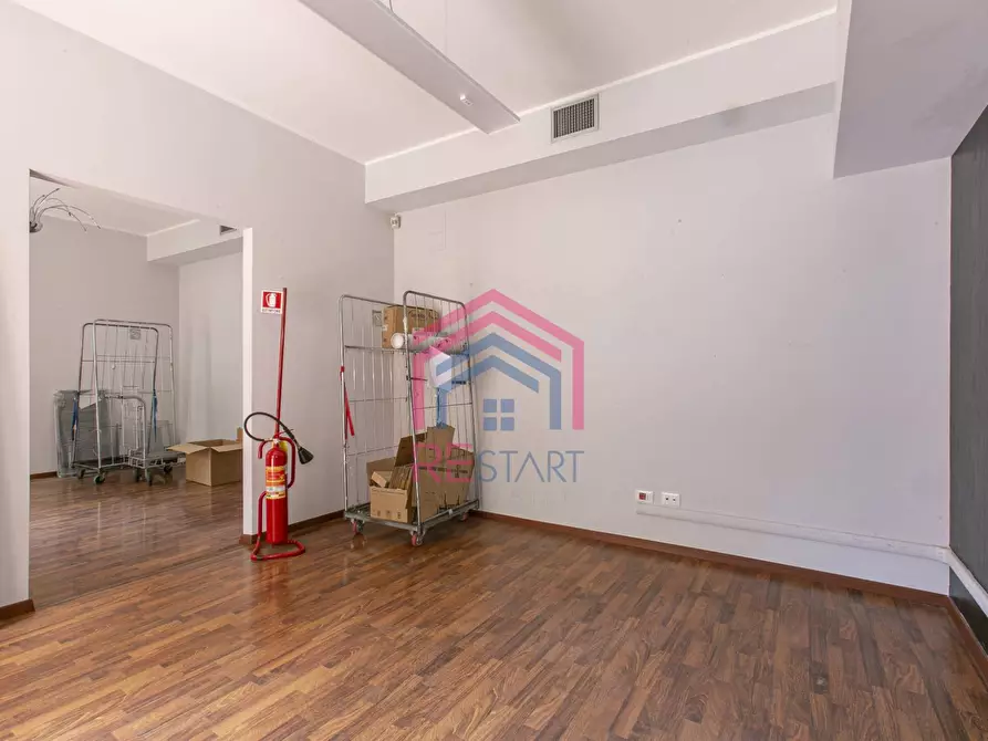 Immagine 26 di Ufficio in affitto  in Via Roma 149 a Pomezia