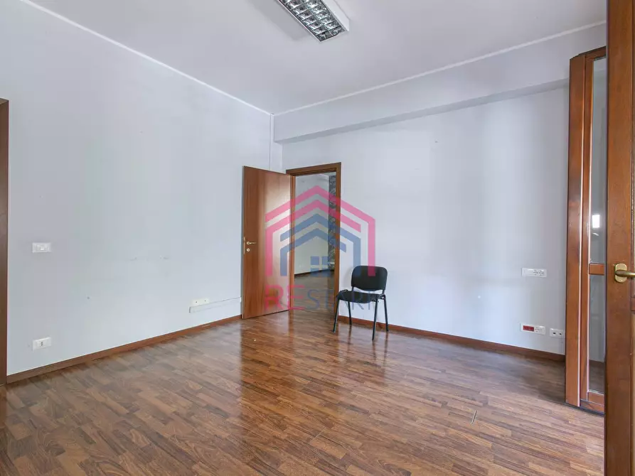 Immagine 28 di Ufficio in affitto  in Via Roma 149 a Pomezia