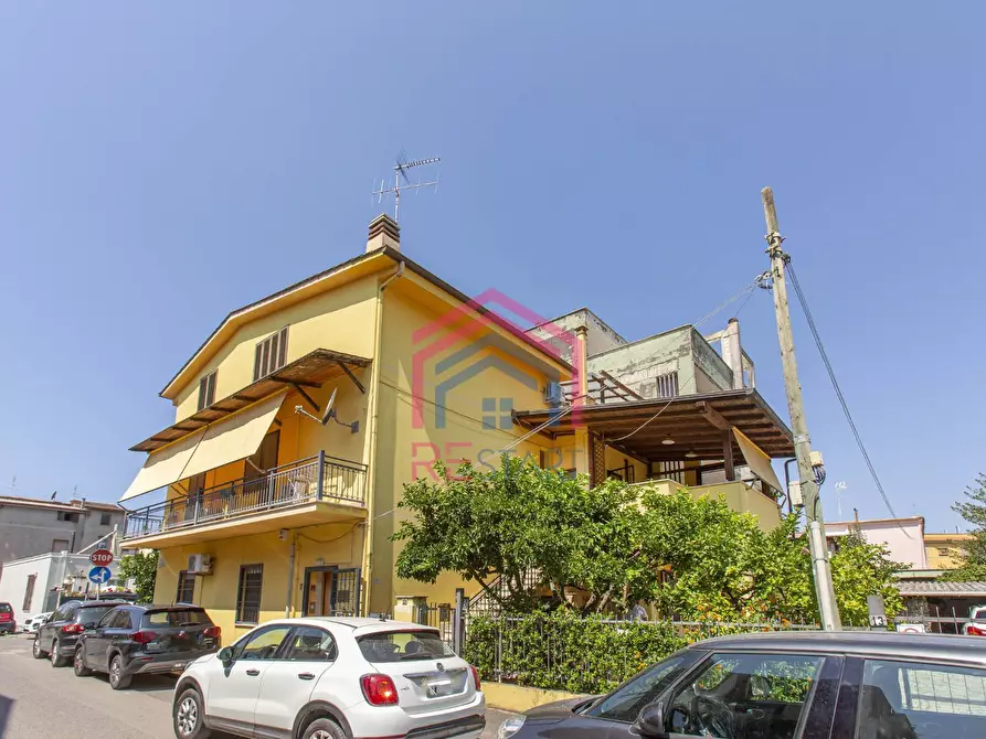 Immagine 3 di Villa in vendita  in via delle Pesche 13 a Aprilia