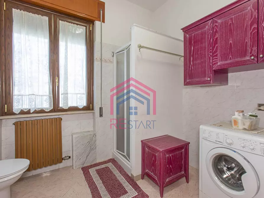 Immagine 33 di Villa in vendita  in via delle Pesche 13 a Aprilia