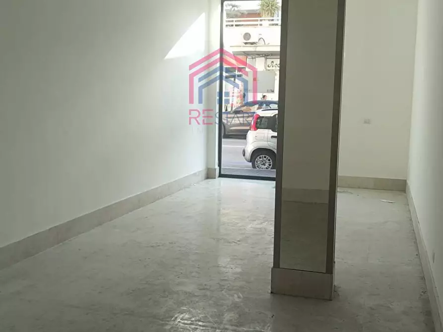 Immagine 7 di Negozio in affitto  in Via Roma 23 a Pomezia