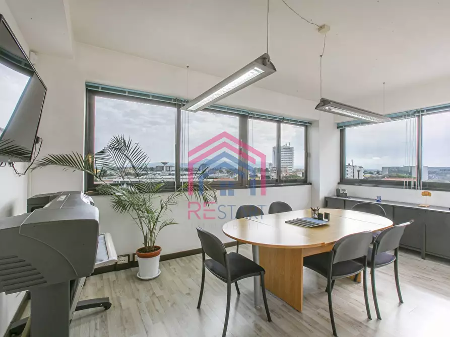 Immagine 5 di Ufficio in affitto  in Largo Urbino 15 a Pomezia