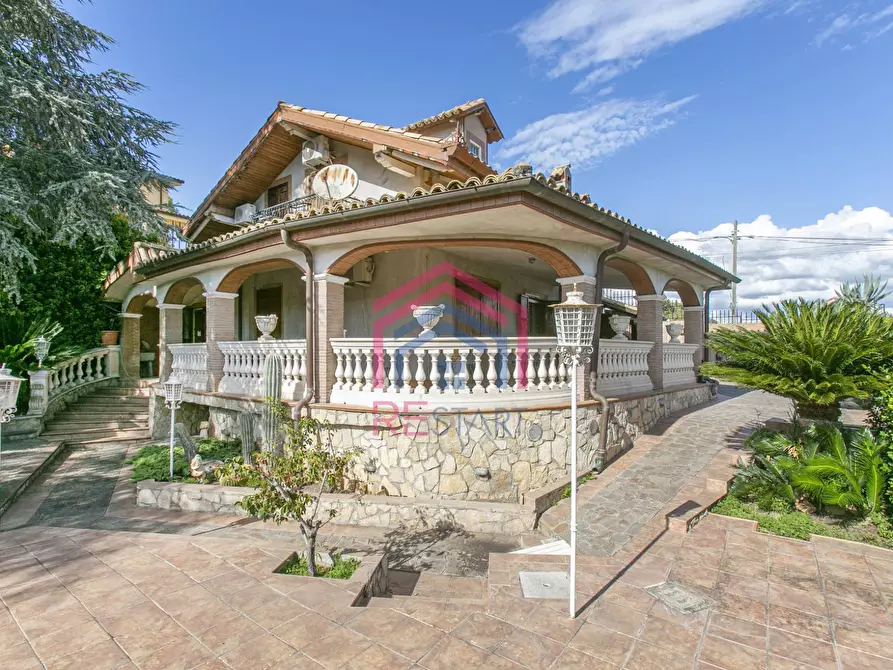 Immagine 5 di Villa in vendita  in Via del Riso 2 a Ardea