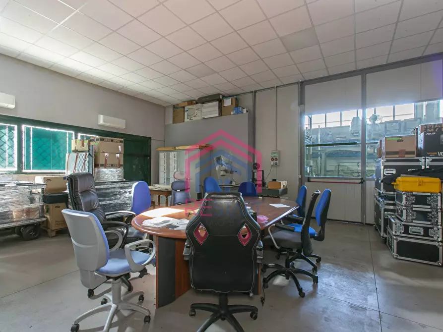 Immagine 12 di Capannone industriale in affitto  in Via Pier Francesco Calvi 13 a Pomezia