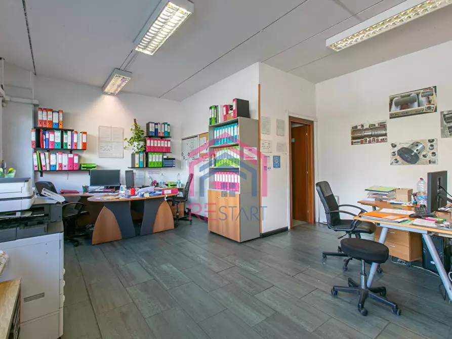 Immagine 16 di Capannone industriale in affitto  in Via Pier Francesco Calvi 13 a Pomezia