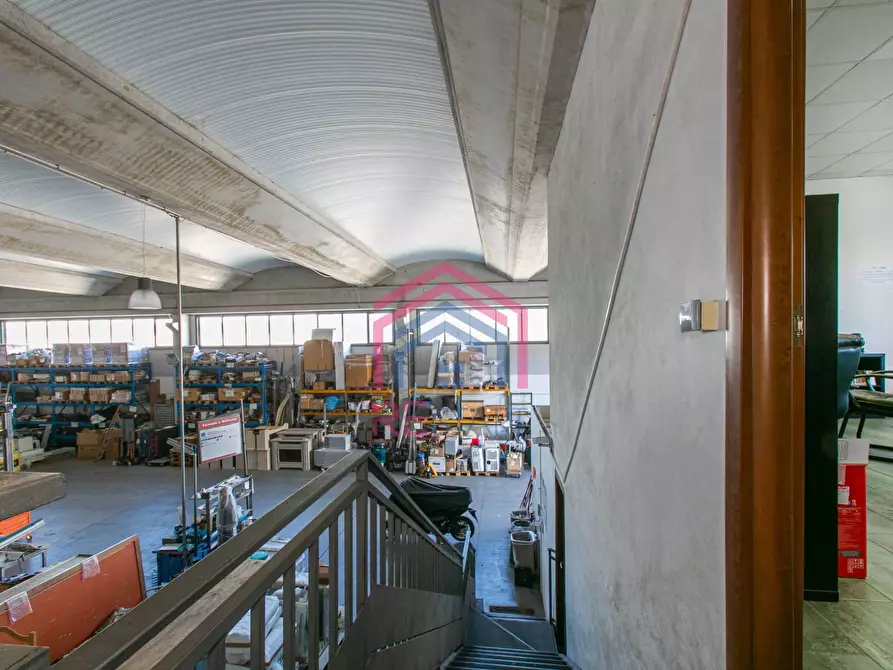 Immagine 29 di Capannone industriale in affitto  in Via Pier Francesco Calvi 13 a Pomezia