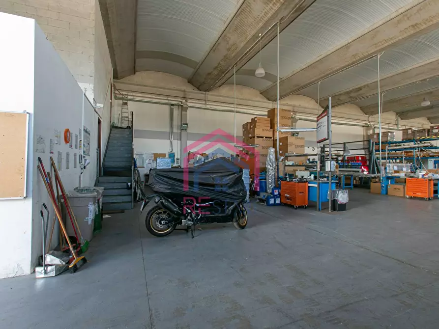 Immagine 31 di Capannone industriale in affitto  in Via Pier Francesco Calvi 13 a Pomezia