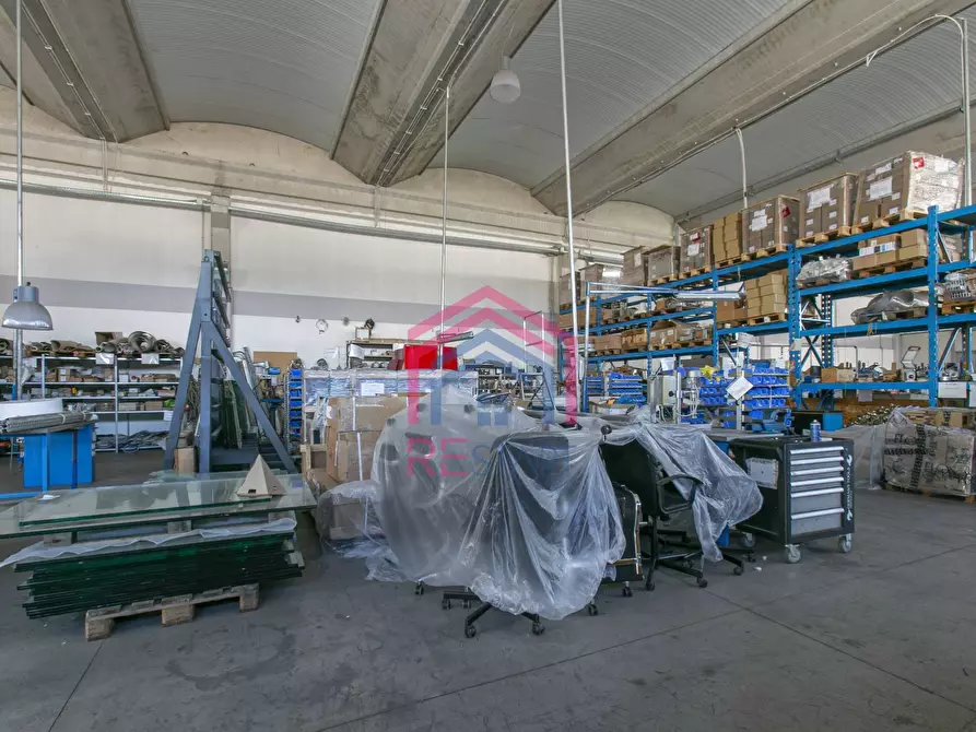 Immagine 35 di Capannone industriale in affitto  in Via Pier Francesco Calvi 13 a Pomezia