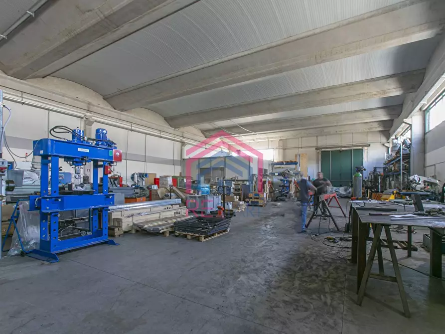 Immagine 36 di Capannone industriale in affitto  in Via Pier Francesco Calvi 13 a Pomezia