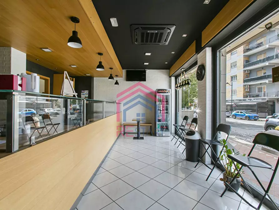 Immagine 6 di Attività commerciale in vendita  in Via Carducci 70 a Aprilia