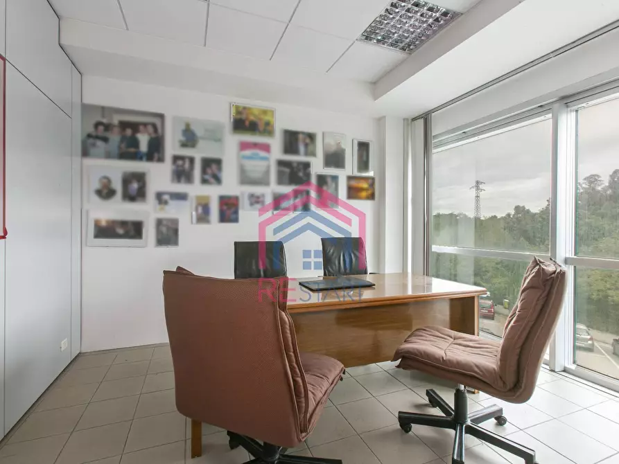 Immagine 17 di Ufficio in affitto  in Pontina Vecchia 29 a Pomezia