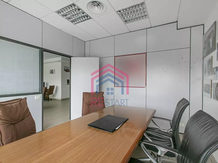 Immagine 19 di Ufficio in affitto  in Pontina Vecchia 29 a Pomezia