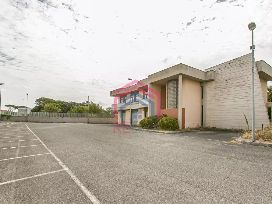 Immagine 4 di Locale commerciale in vendita  in Via Pontina a Aprilia