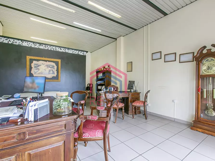 Immagine 6 di Negozio in affitto  in Via Niso 5 a Ardea