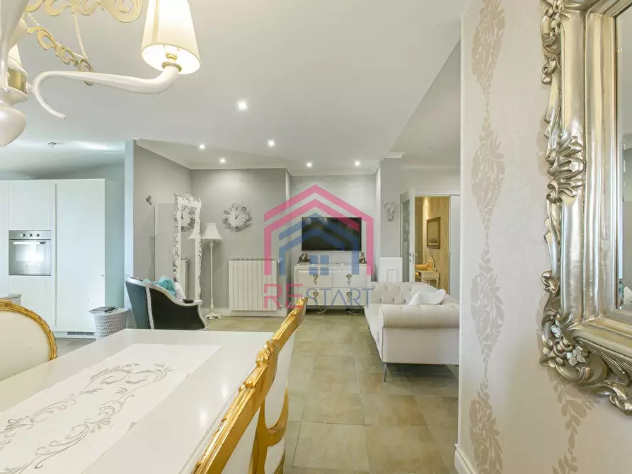 Immagine 9 di Casa semindipendente in vendita  in via cascia 4 a Pomezia