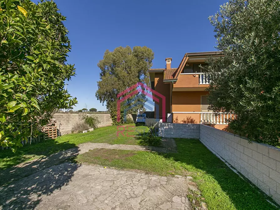 Immagine 35 di Casa semindipendente in vendita  in via cascia 4 a Pomezia