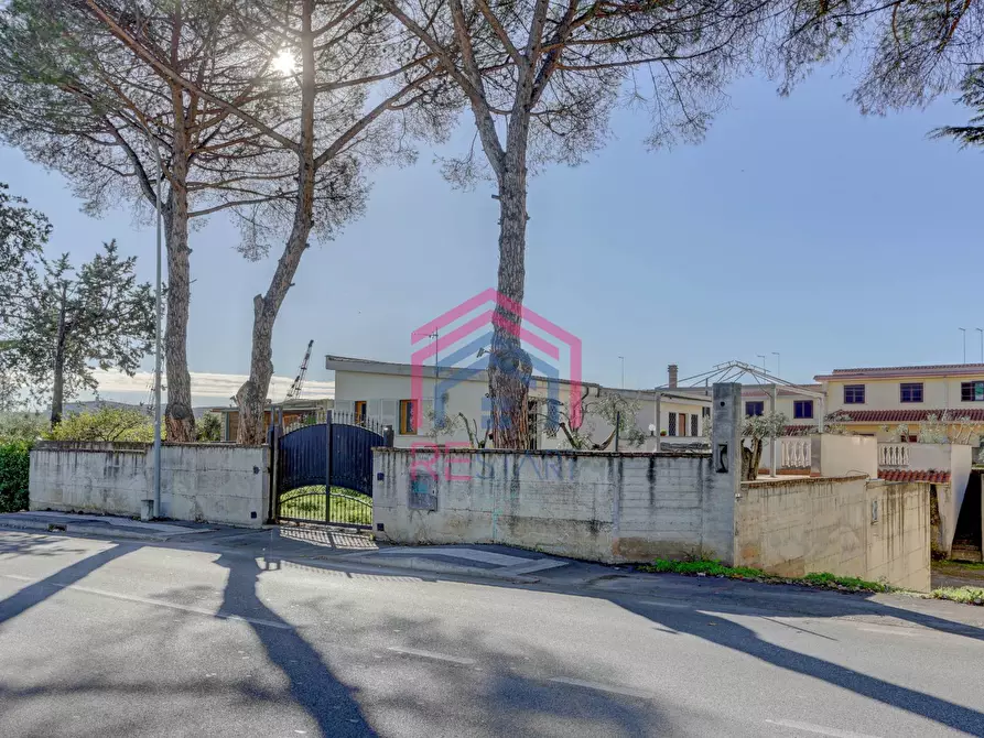 Immagine 10 di Casa semindipendente in vendita  in Via Campobello 50 a Pomezia