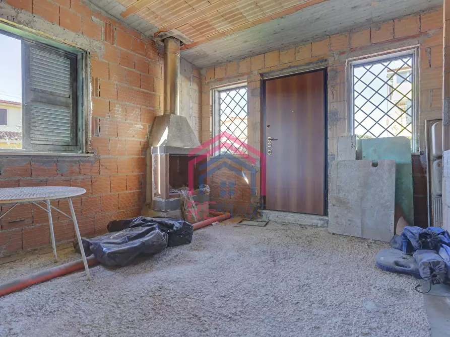 Immagine 14 di Casa semindipendente in vendita  in Via Campobello 50 a Pomezia