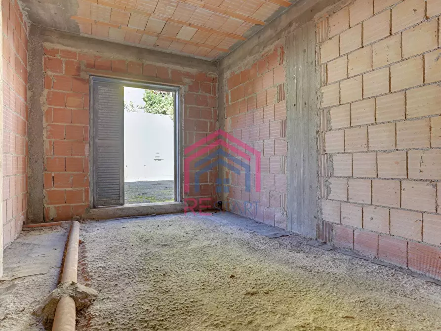 Immagine 16 di Casa semindipendente in vendita  in Via Campobello 50 a Pomezia