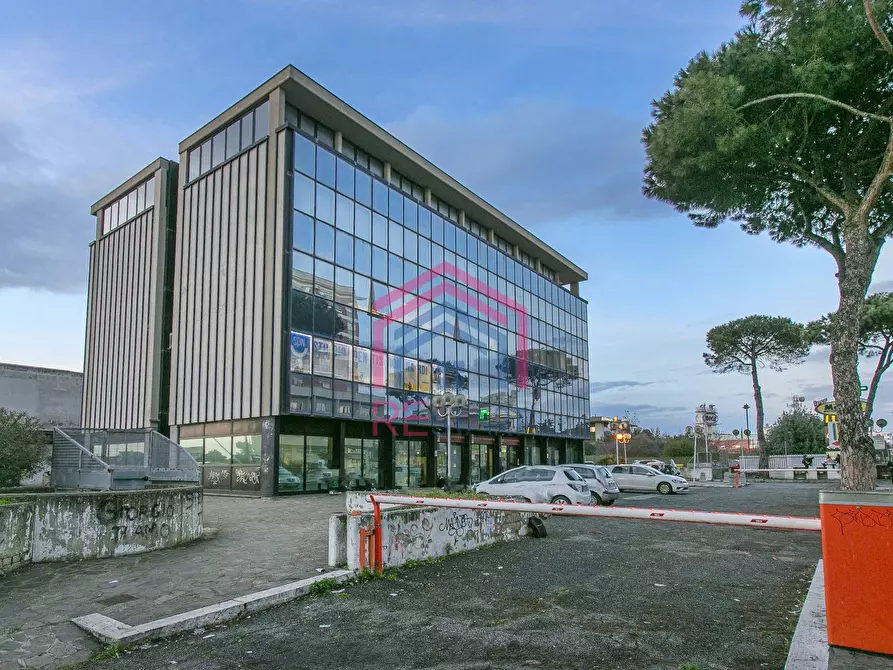 Immagine 3 di Ufficio in vendita  in Via del Mare 2D a Pomezia
