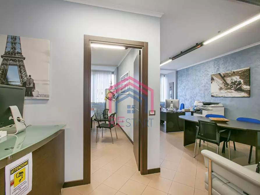 Immagine 8 di Ufficio in vendita  in Via del Mare 2D a Pomezia
