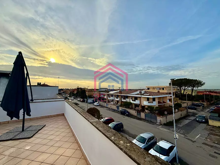 Immagine 17 di Appartamento in vendita  in via amalfi 52 a Pomezia