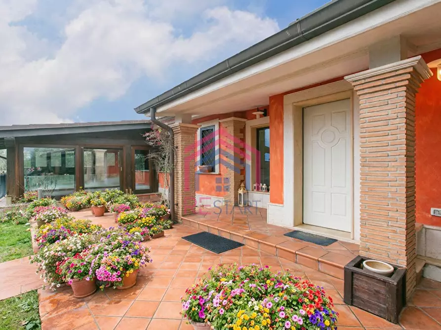 Immagine 57 di Villa in vendita  in Viale Ascanio 36 a Pomezia