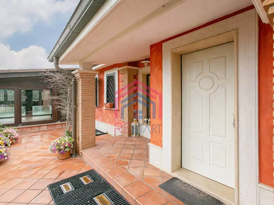 Immagine 62 di Villa in vendita  in Viale Ascanio 36 a Pomezia