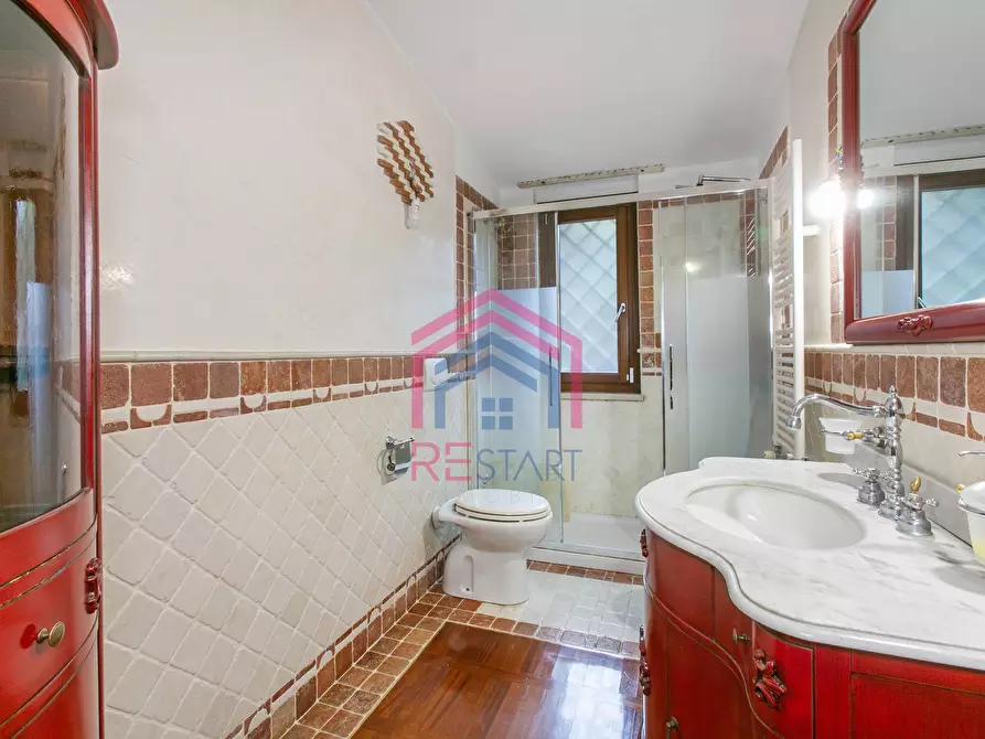 Immagine 49 di Villa in vendita  in Viale Ascanio 36 a Pomezia