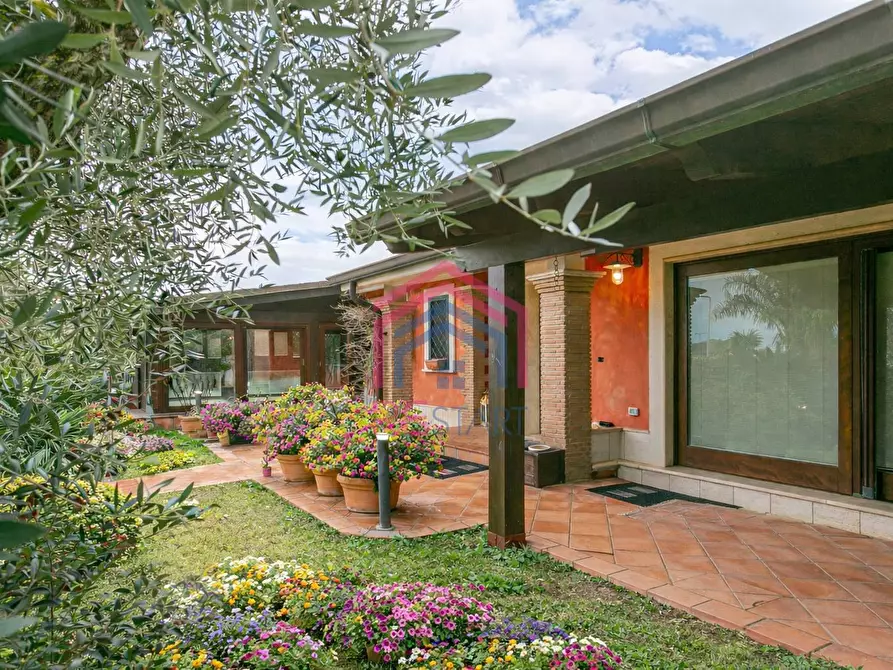 Immagine 58 di Villa in vendita  in Viale Ascanio 36 a Pomezia