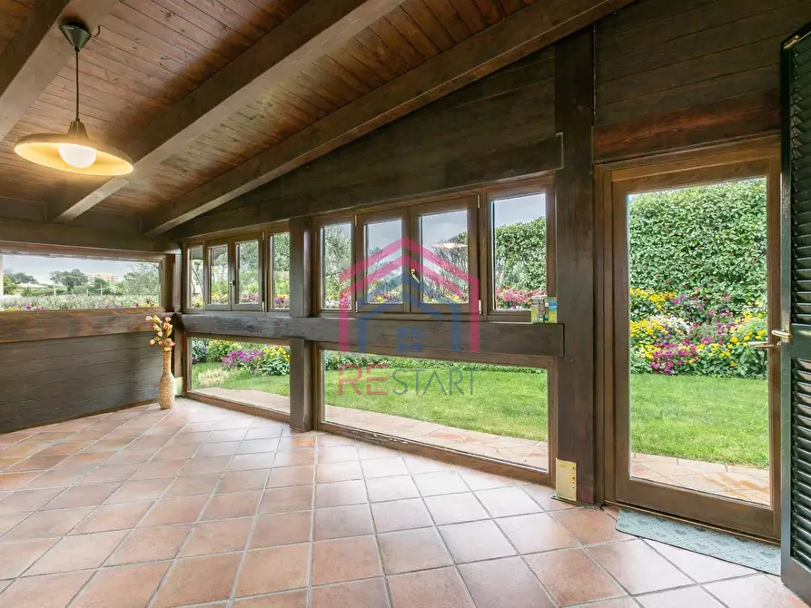 Immagine 46 di Villa in vendita  in Viale Ascanio 36 a Pomezia