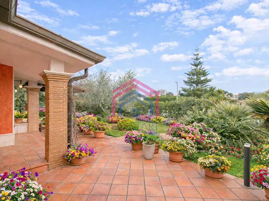 Immagine 65 di Villa in vendita  in Viale Ascanio 36 a Pomezia