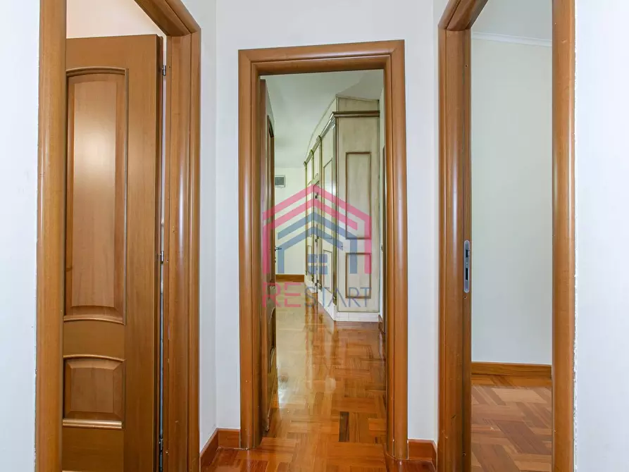 Immagine 40 di Villa in vendita  in Viale Ascanio 36 a Pomezia