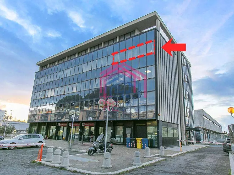 Immagine 1 di Ufficio in vendita  in Via del Mare 2D a Pomezia