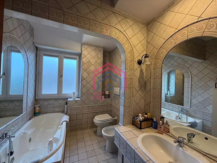 Immagine 21 di Appartamento in vendita  in via Dante Alighieri 60 a Pomezia